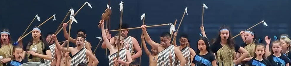 Kapa haka Mercury Bay Area School group