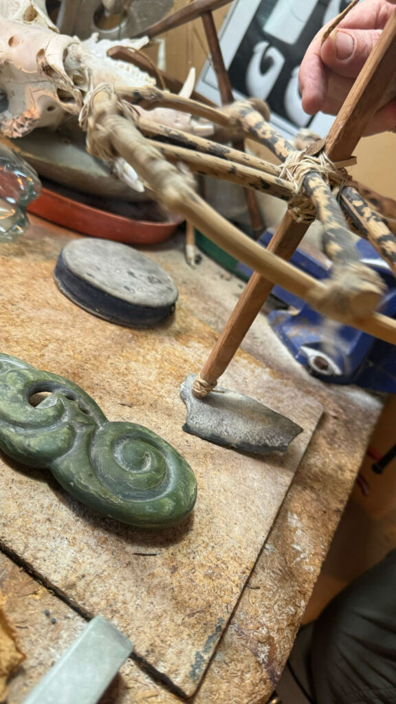 Ian Thorne - Sculpting artist in Whitianga - Coromandel Magazine